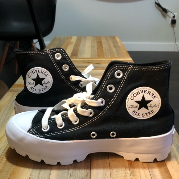 Converse Shoes - NWOT - Chuck Taylor All Star Lift Platform High Top
Size 7